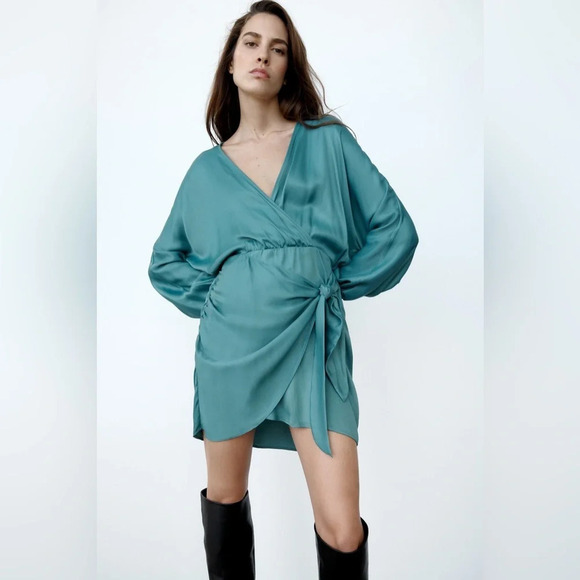 Zara SATIN EFFECT WRAP DRESS size S - Picture 2 of 11